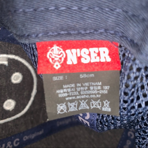 Cute Smiley Face Hat - Picture 6 of 7